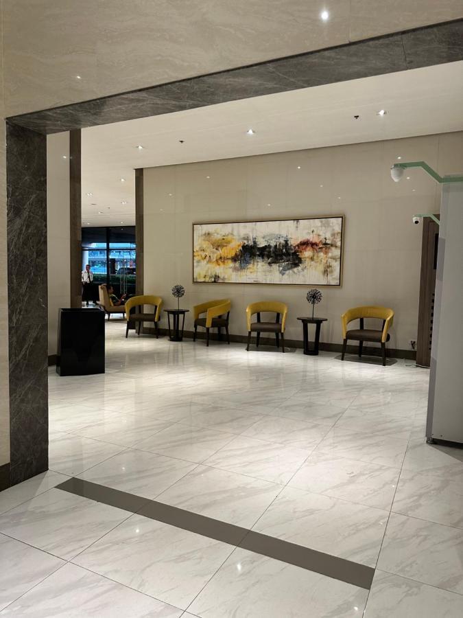 81 Newport Condominium Cluster 5 3A By Rechelle Nunag Pasay Exterior foto